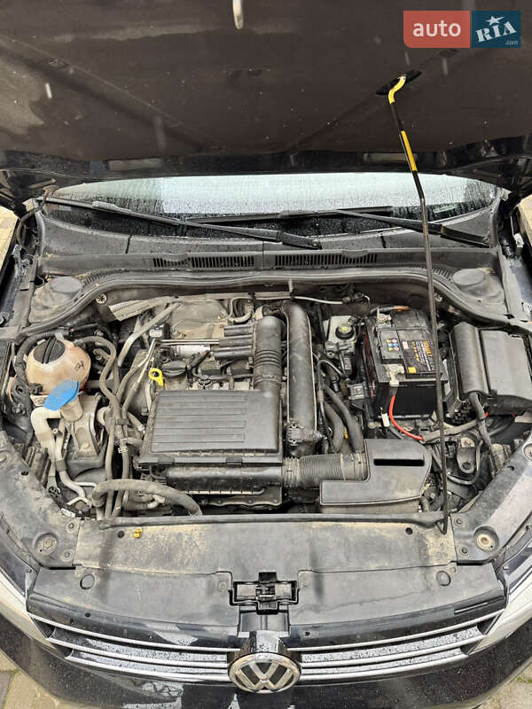 Седан Volkswagen Jetta 2017 в Святопетрівське