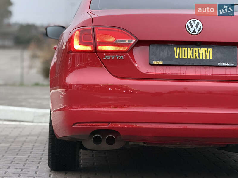 Седан Volkswagen Jetta 2013 в Киеве фото 18 Седан Volkswagen Jetta 2013 в Киеве