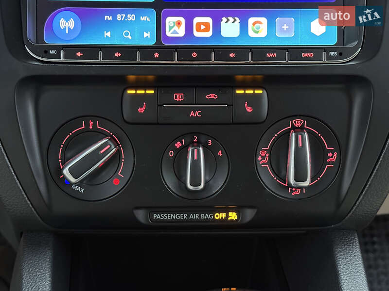 Седан Volkswagen Jetta 2013 в Киеве фото 25 Седан Volkswagen Jetta 2013 в Киеве