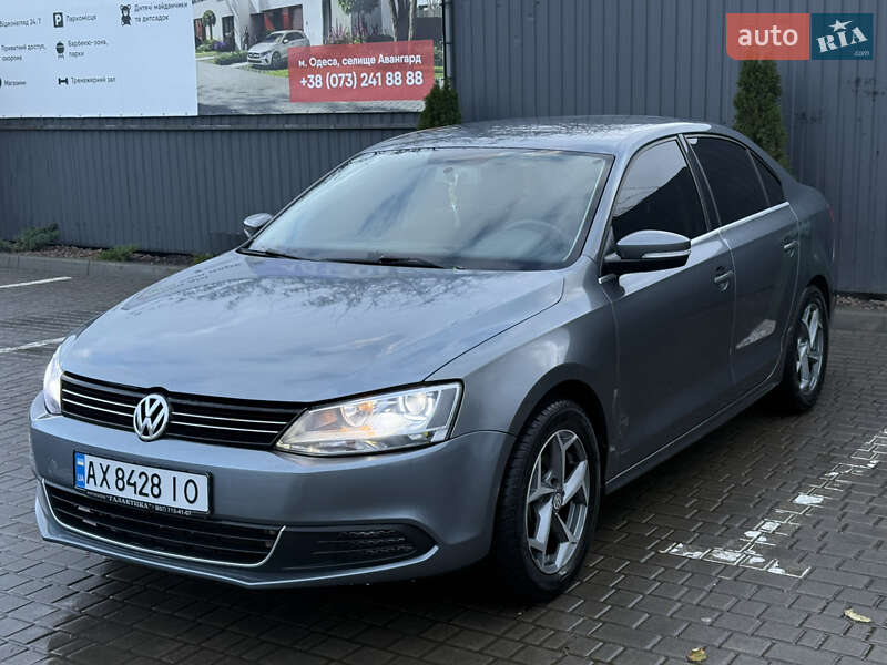 Volkswagen Jetta 2013