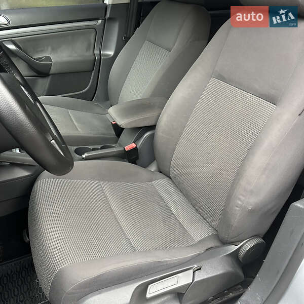 Седан Volkswagen Jetta 2008 в Житомирі фото 16 Седан Volkswagen Jetta 2008 в Житомирі