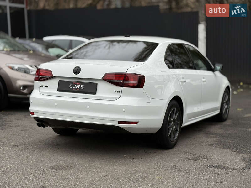 Седан Volkswagen Jetta 2015 в Киеве фото 33 Седан Volkswagen Jetta 2015 в Киеве