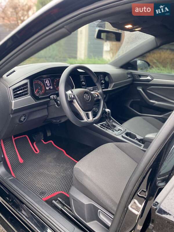 Седан Volkswagen Jetta 2019 в Киеве фото 9 Седан Volkswagen Jetta 2019 в Киеве