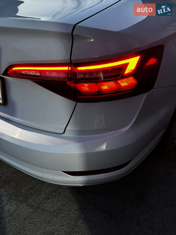 Седан Volkswagen Jetta 2018 в Кривому Розі