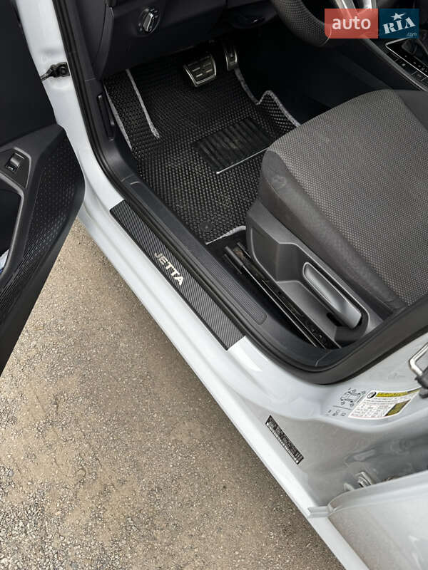 Седан Volkswagen Jetta 2018 в Кривому Розі