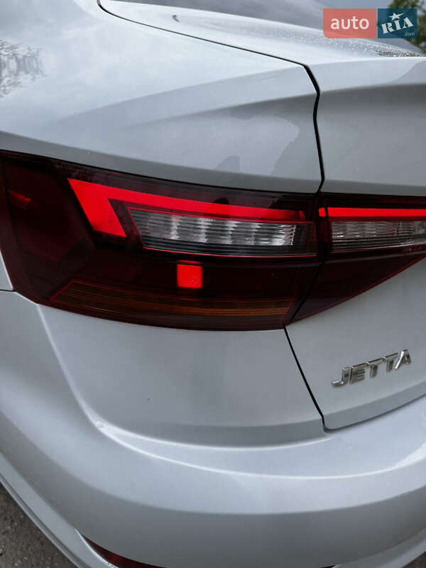 Седан Volkswagen Jetta 2018 в Кривому Розі