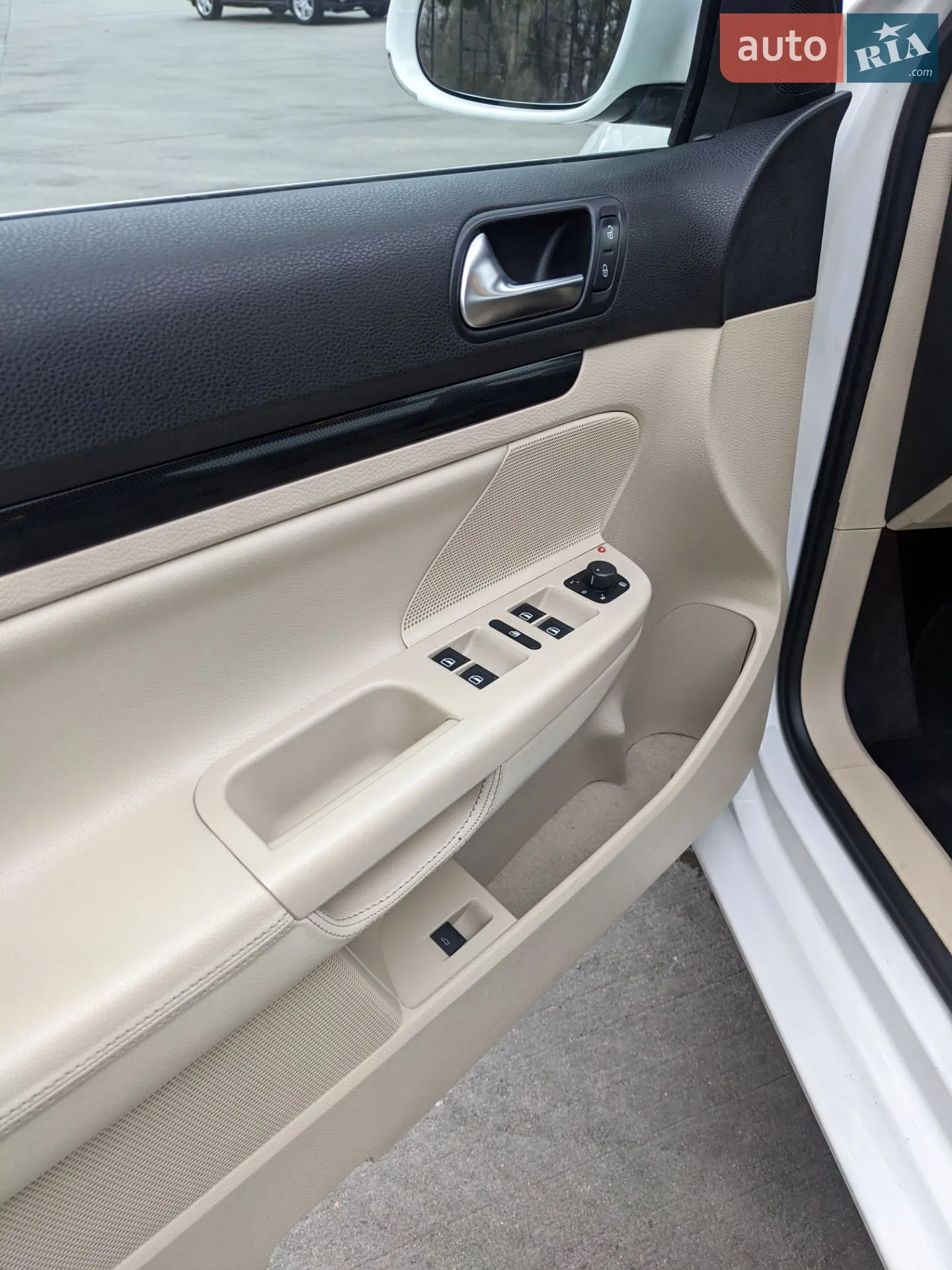 2011 Volkswagen Jetta - мініатюра 12