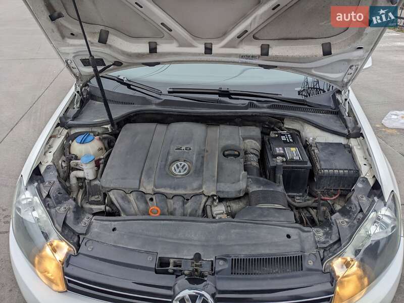 Универсал Volkswagen Jetta 2011 в Киеве фото 29 Универсал Volkswagen Jetta 2011 в Киеве