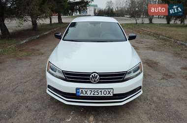 Седан Volkswagen Jetta 2015 в Чугуеве