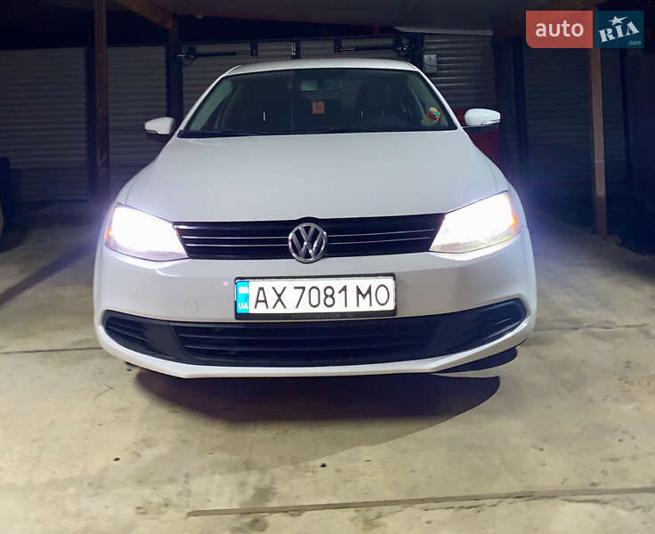 Седан Volkswagen Jetta 2011 в Харькове фото 13 Седан Volkswagen Jetta 2011 в Харькове