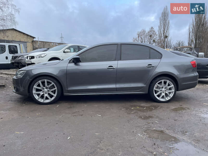 Volkswagen Jetta 2012 Volkswagen Jetta 2012