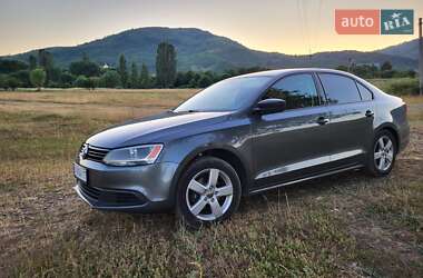 Седан Volkswagen Jetta 2012 в Вінниці