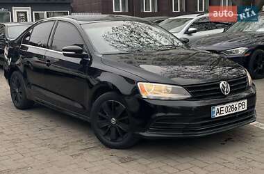 Седан Volkswagen Jetta 2016 в Днепре
