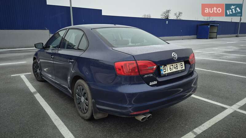 Седан Volkswagen Jetta 2014 в Полтаві