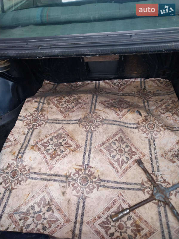 Седан Volkswagen Jetta 1989 в Черновцах