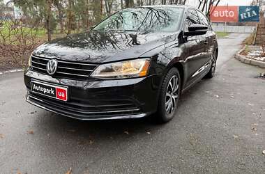 Седан Volkswagen Jetta 2017 в Киеве