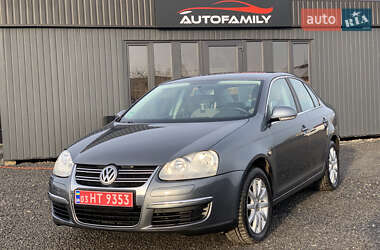 Седан Volkswagen Jetta 2007 в Староконстантинове