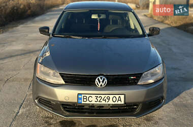 Седан Volkswagen Jetta 2012 в Львове