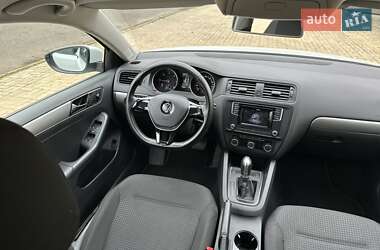 Седан Volkswagen Jetta 2016 в Одессе