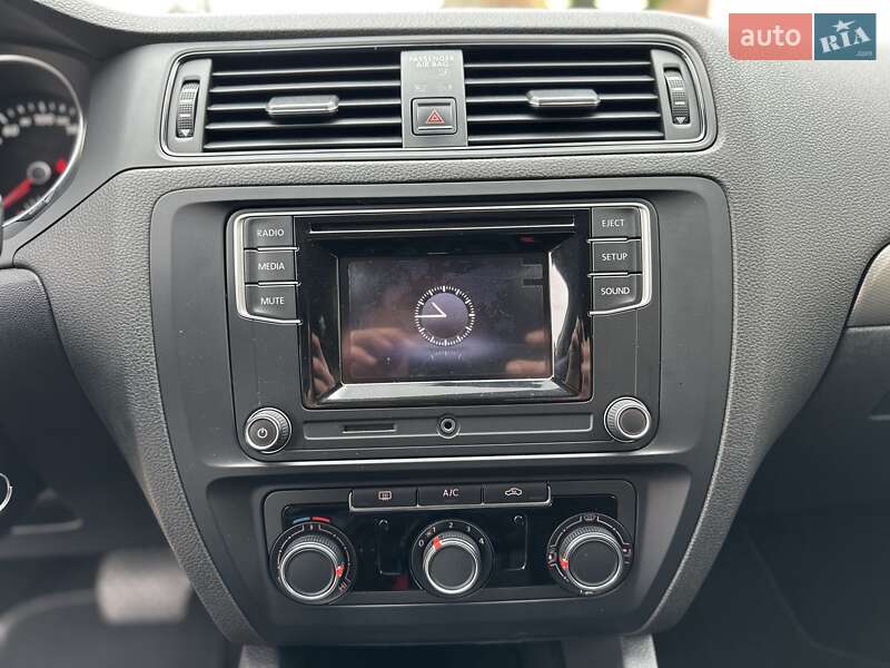 Седан Volkswagen Jetta 2016 в Одессе