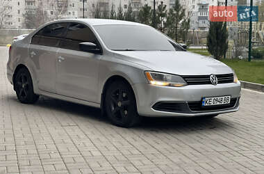 Седан Volkswagen Jetta 2014 в Дніпрі