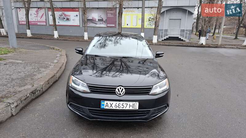 Седан Volkswagen Jetta 2012 в Харкові