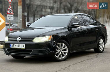 Седан Volkswagen Jetta 2013 в Днепре