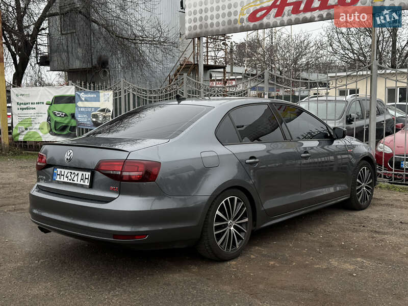 Седан Volkswagen Jetta 2016 в Одесі