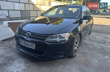 Седан Volkswagen Jetta 2013 в Києві