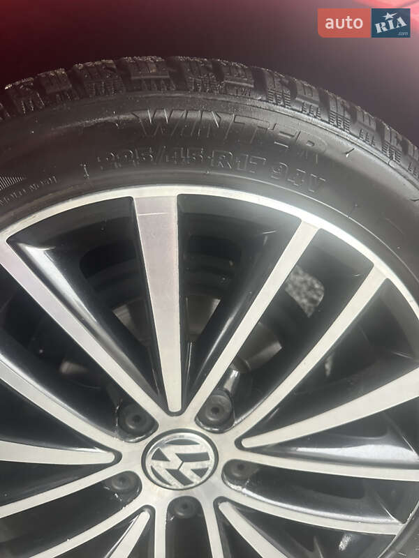 Седан Volkswagen Jetta 2016 в Днепре