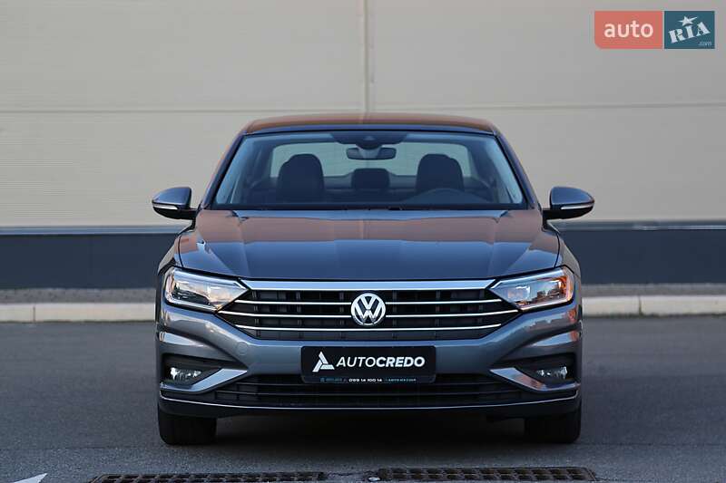 Седан Volkswagen Jetta 2018 в Києві