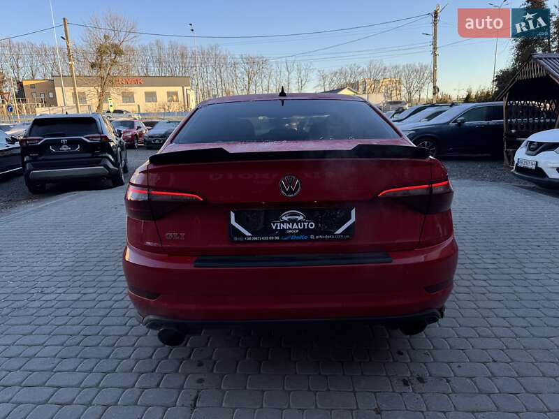 Седан Volkswagen Jetta 2020 в Виннице