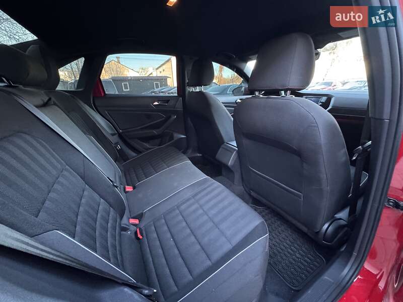 Седан Volkswagen Jetta 2020 в Виннице