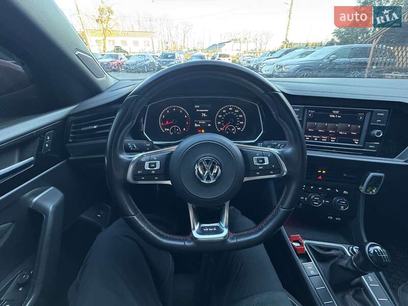 Седан Volkswagen Jetta 2020 в Виннице