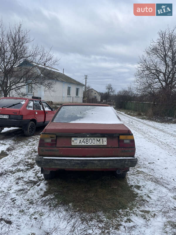 Седан Volkswagen Jetta 1988 в Володарке