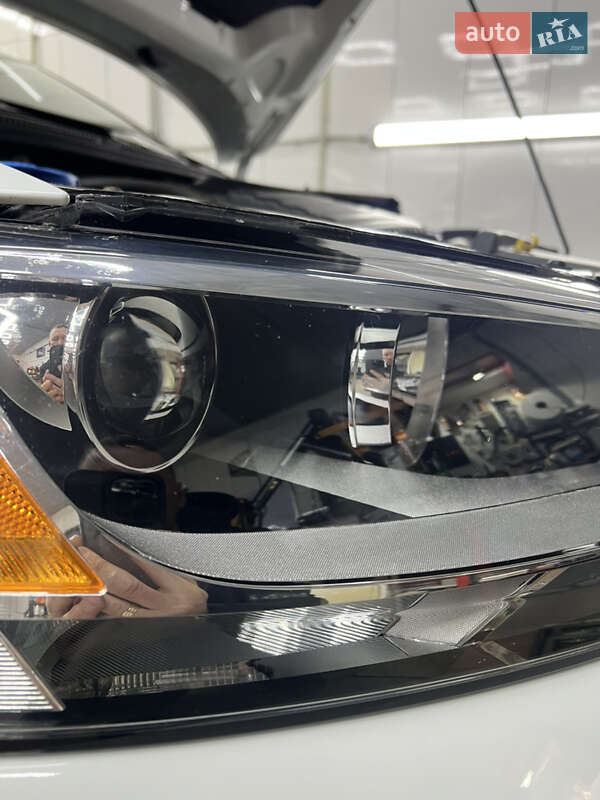 Седан Volkswagen Jetta 2016 в Харкові