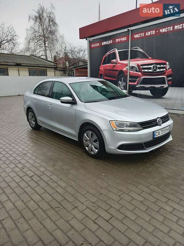Седан Volkswagen Jetta 2012 в Тальному
