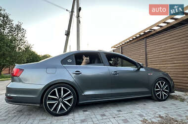 Седан Volkswagen Jetta 2017 в Харькове