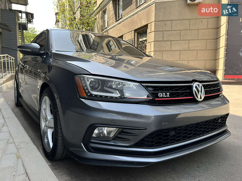 Седан Volkswagen Jetta 2017 в Харкові