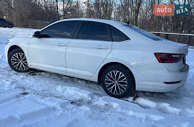 Седан Volkswagen Jetta 2021 в Днепре