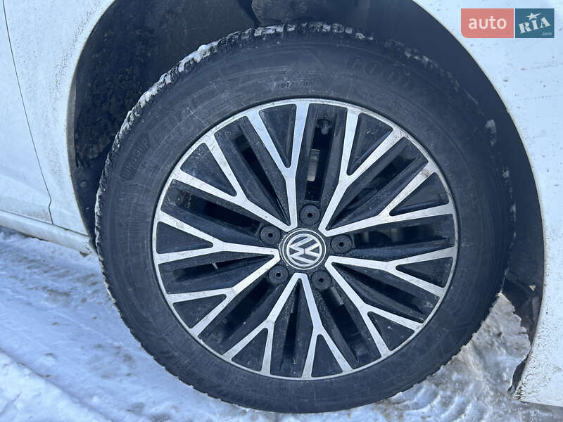 Седан Volkswagen Jetta 2021 в Днепре фото 27 Седан Volkswagen Jetta 2021 в Днепре