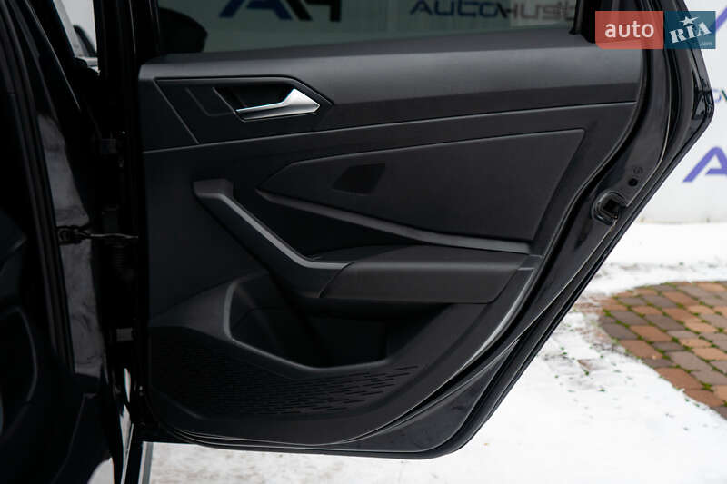 Седан Volkswagen Jetta 2021 в Києві