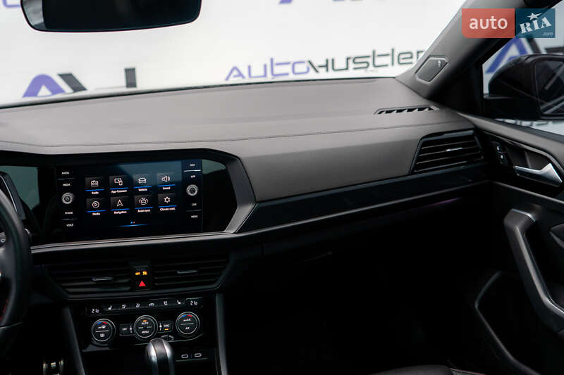 Седан Volkswagen Jetta 2021 в Києві