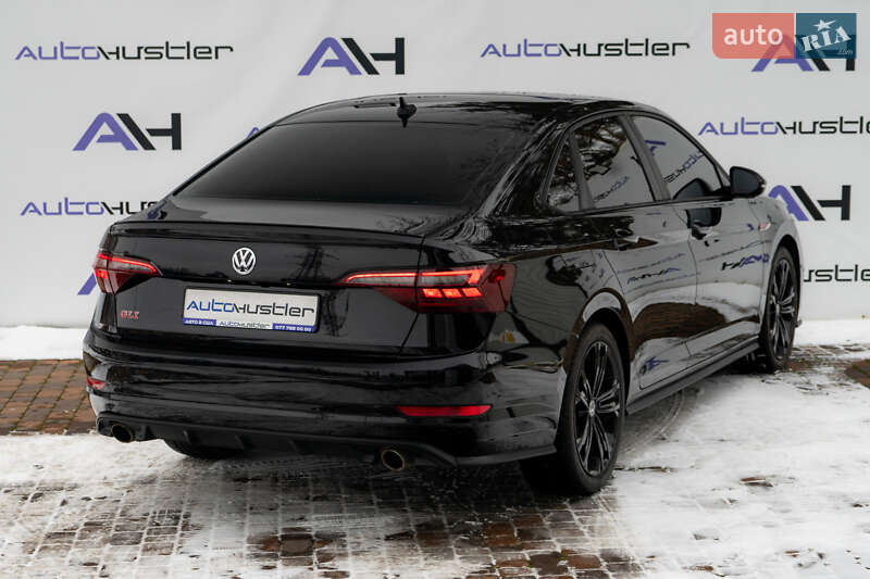 Седан Volkswagen Jetta 2021 в Києві