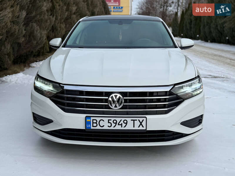 Седан Volkswagen Jetta 2020 в Львові