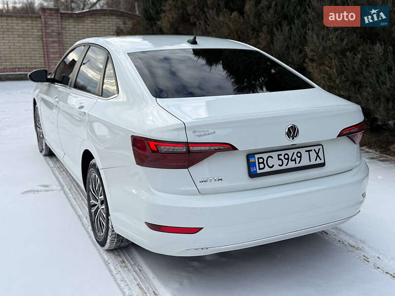 Седан Volkswagen Jetta 2020 в Львові