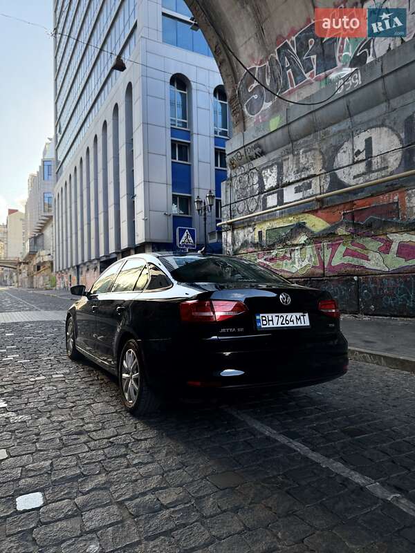 Седан Volkswagen Jetta 2015 в Одесі