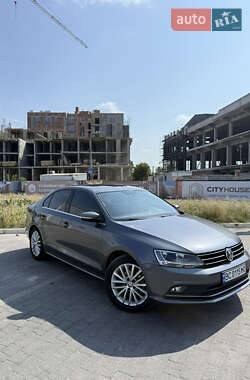 Седан Volkswagen Jetta 2014 в Львове