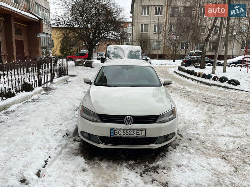 Volkswagen Jetta 2013