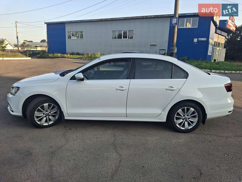 Седан Volkswagen Jetta 2016 в Житомирі